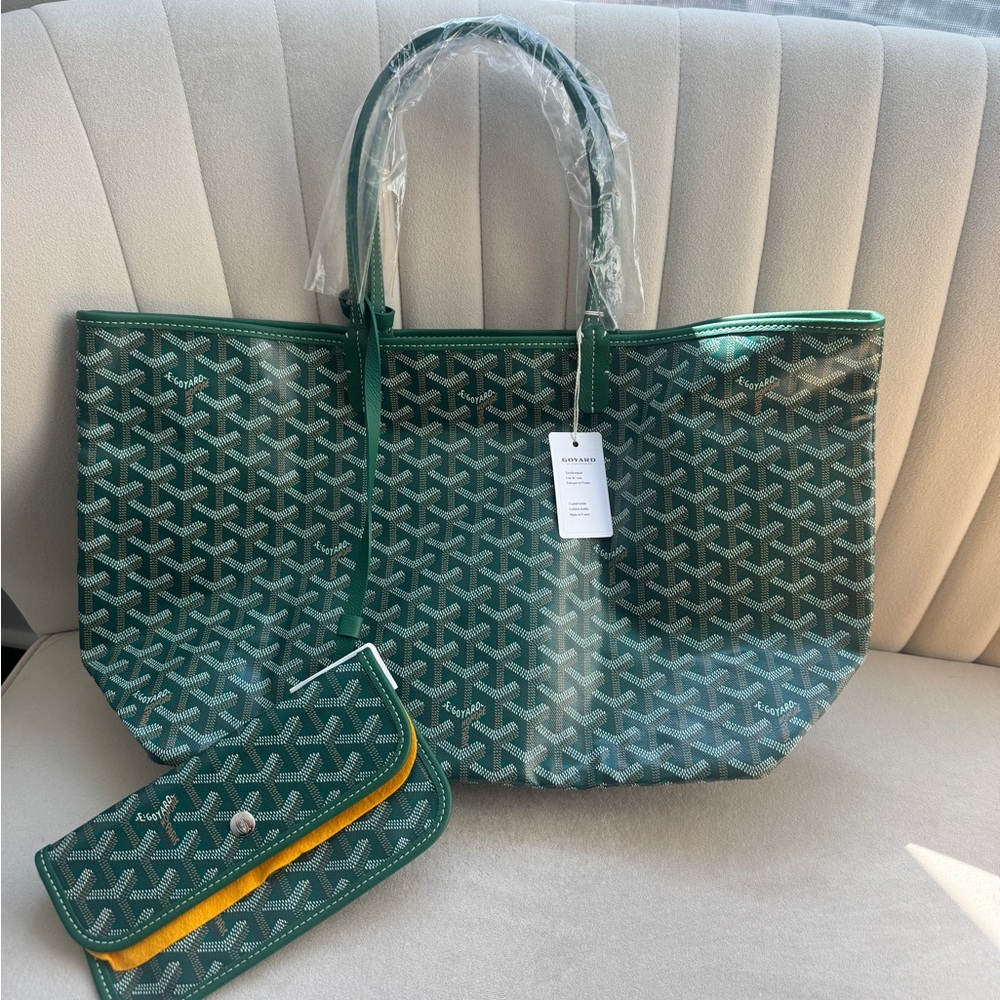 Goyard Green Geometric Tote Bag with Structured Design